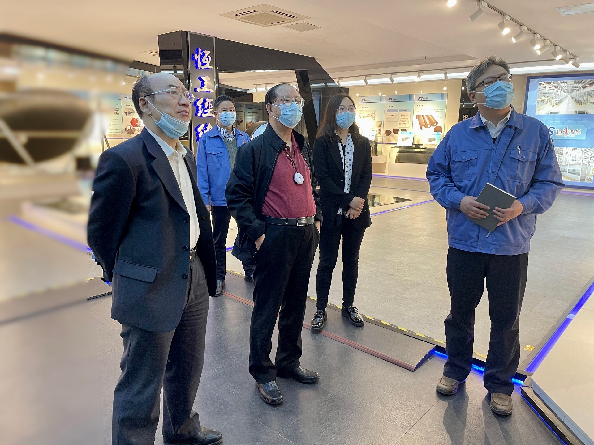 中国开发区协会会长师庆幸一行莅临拼搏在线官网股份调研领导工作.jpg